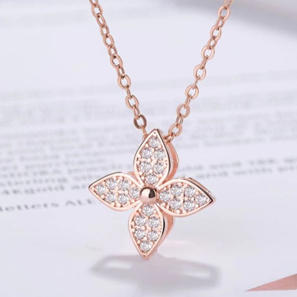 Jewelry - 925S Sterling Silver Diamond CZ Rose Gold Silver Four Leaf Clover Necklace 303